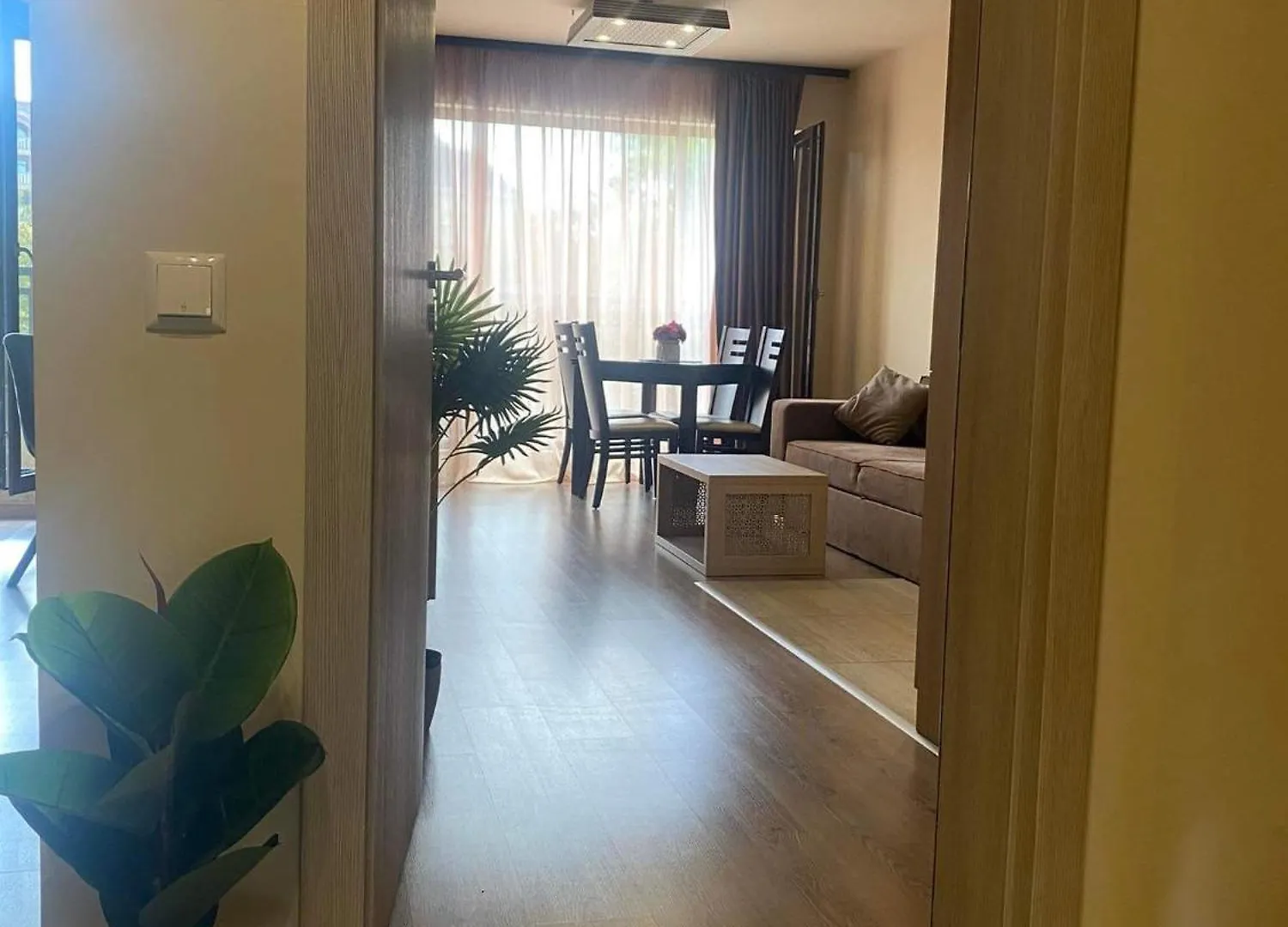 Argisht Luxury Apartment Golden Sands